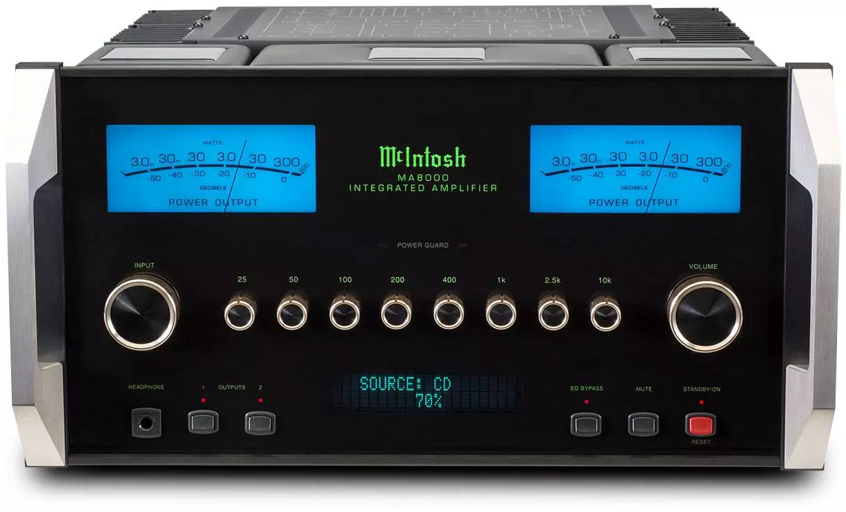 Интегральный стереоусилитель McIntosh MA8000 Black